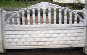 Забор бетонний “Рвана цегла” та “Півколо з балясинами”